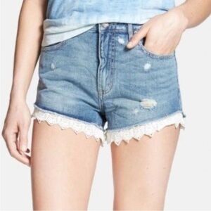 Free People shorts distressed denim jean shorts lace trim size 27 festival
